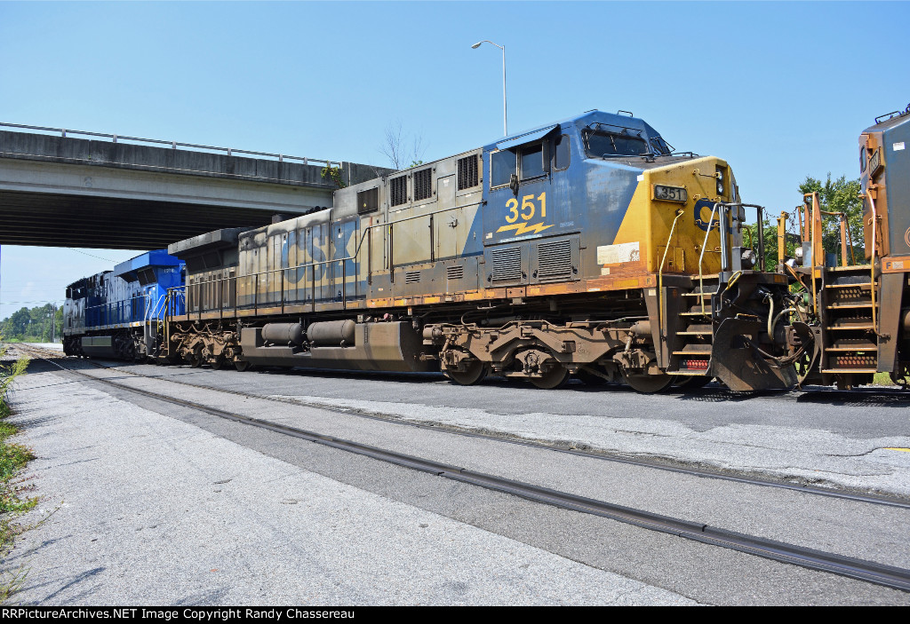 CSXT 351 M693-09